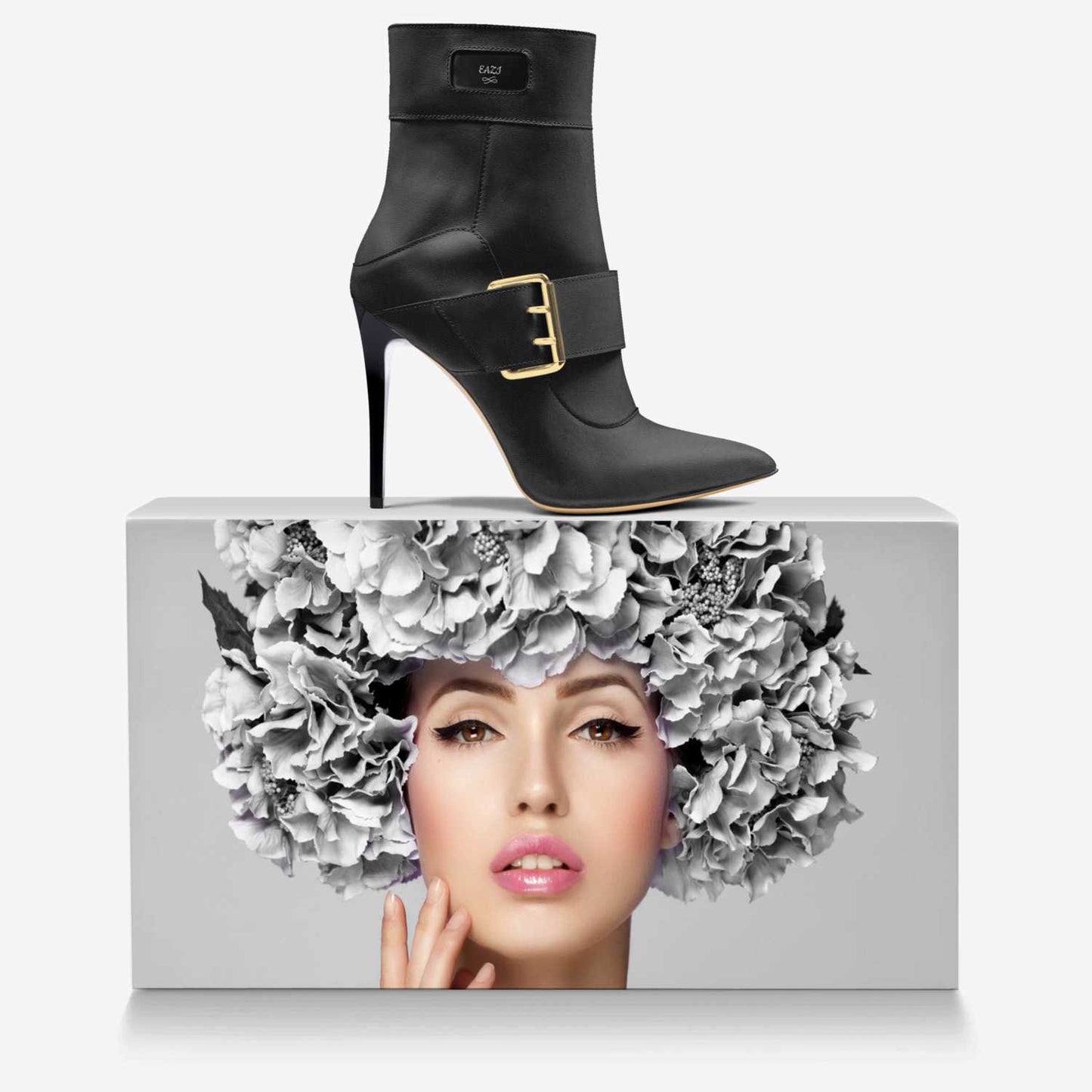 EAZI HIGH-HEEL-STIEFEL MIT GÜRTEL - THE LUXE KISS